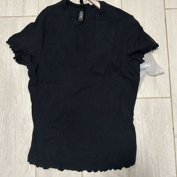 NWT skims black pointlette logo tee XL - Picture 4 of 7